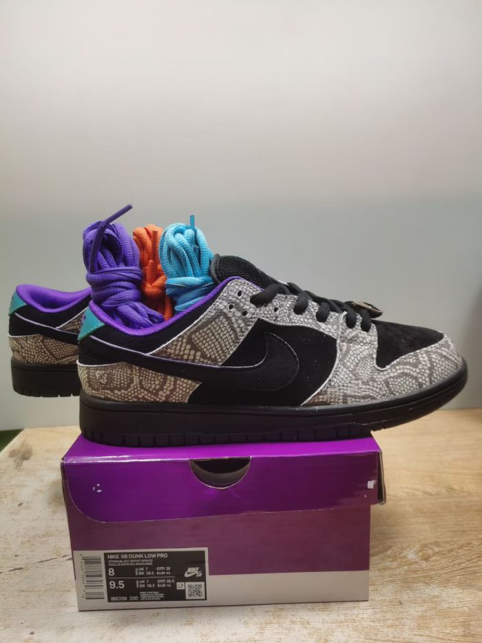 Nike SB Dunk Low Series