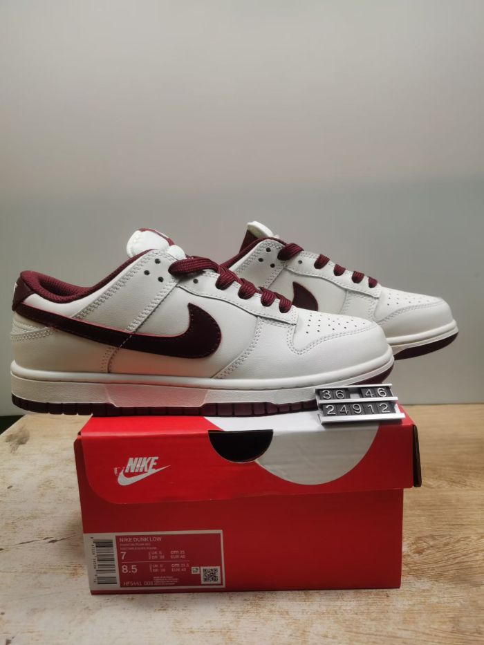Nike SB Dunk Low Series