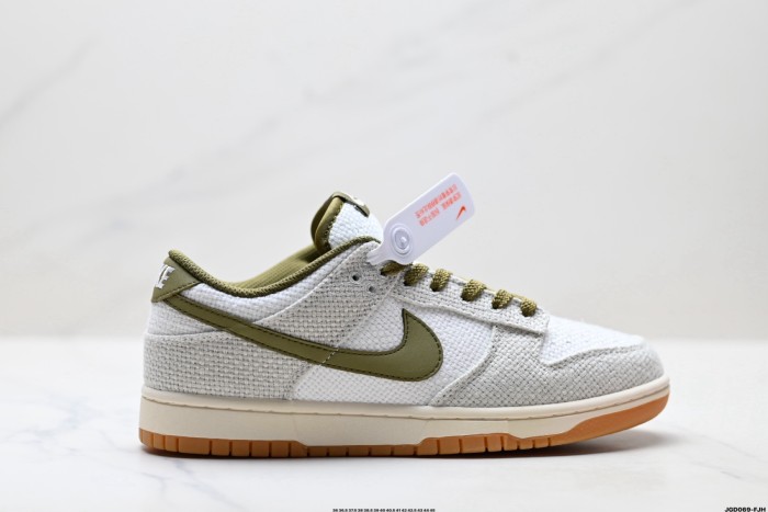 Nike SB Dunk Low Series
