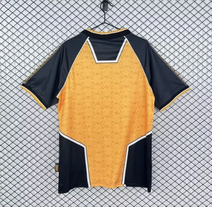 Retro 96/98 Wolverhampton Wanderers home football jersey