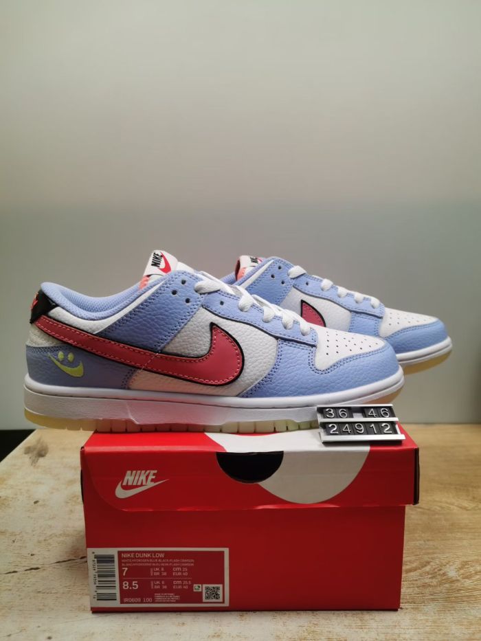 Nike SB Dunk Low Series