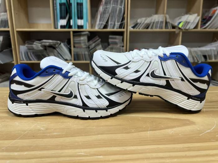 Nike P9000