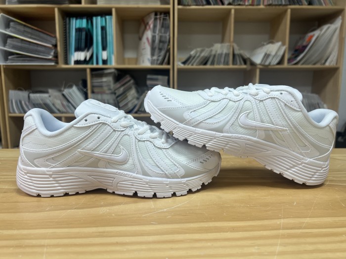 Nike P9000
