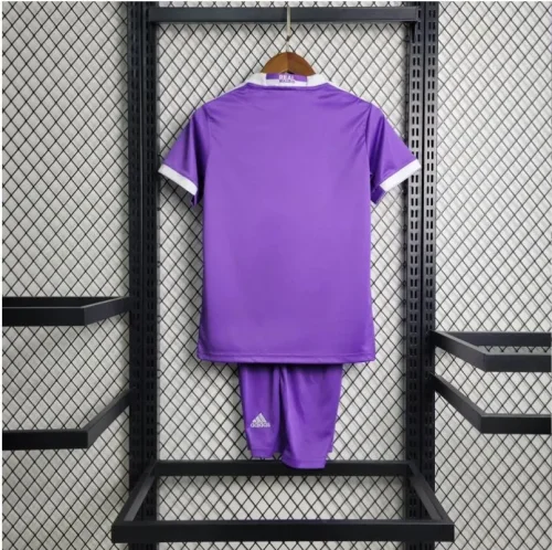 16/17 Retro Real Madrid Away kids kit