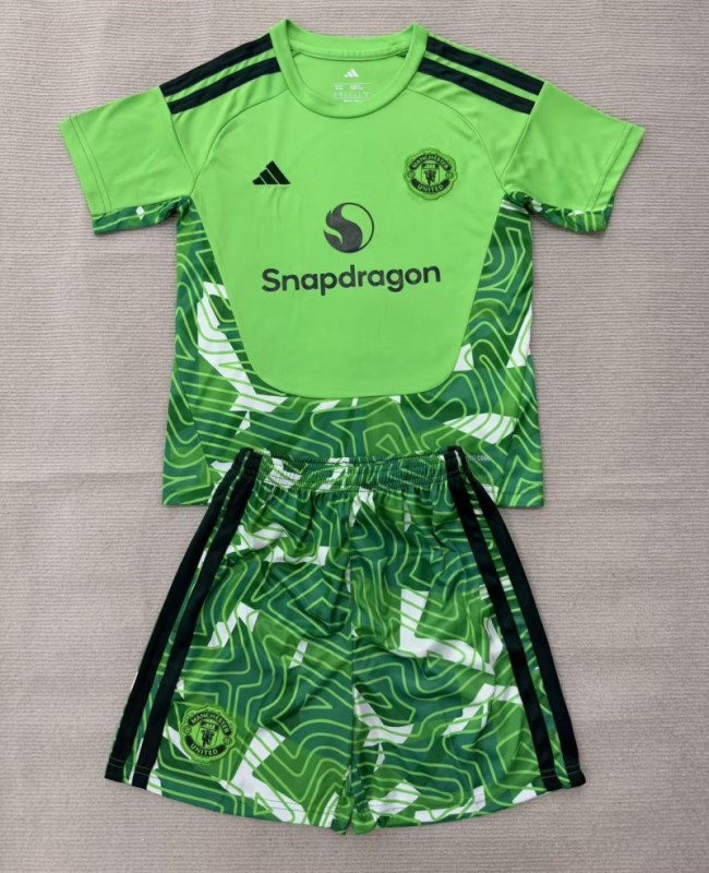 26/27 Manchester United goalkeeper Adult Set green