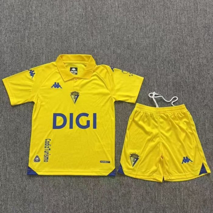 26/27 Cadiz home kids kit