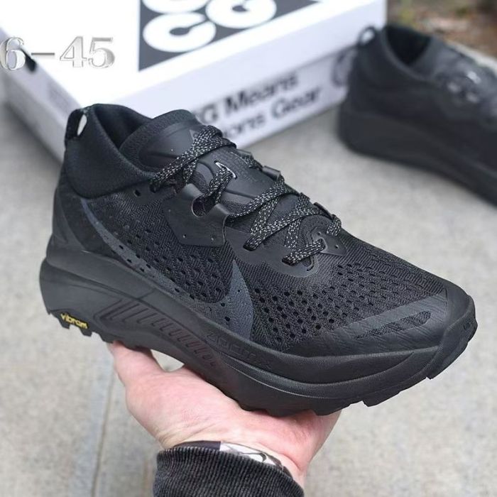 Nike ACG Zegama Trail Hiking Shoes