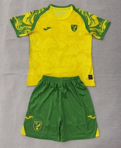 26/27 Norwich City home adult set