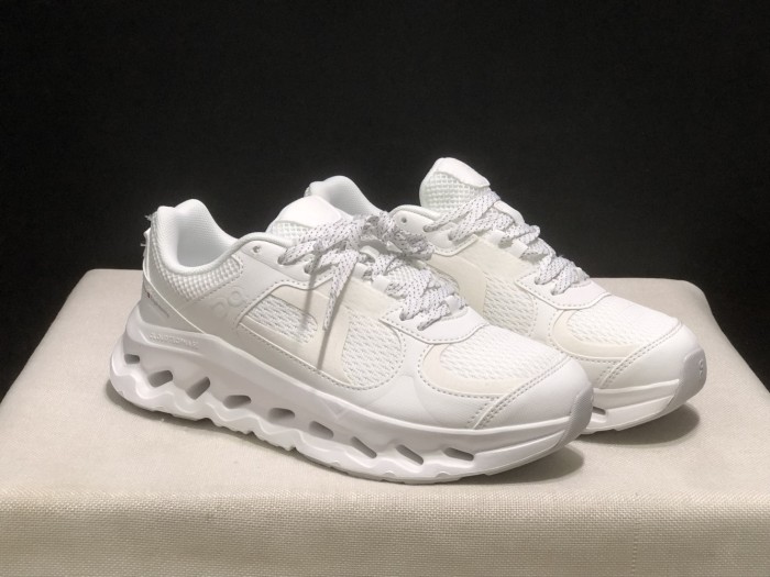 Cloudtilt ARC 1 Athletic Running Shoes
