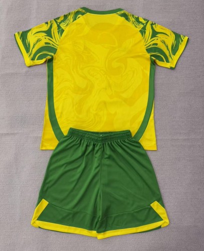 26/27 Norwich City home adult set
