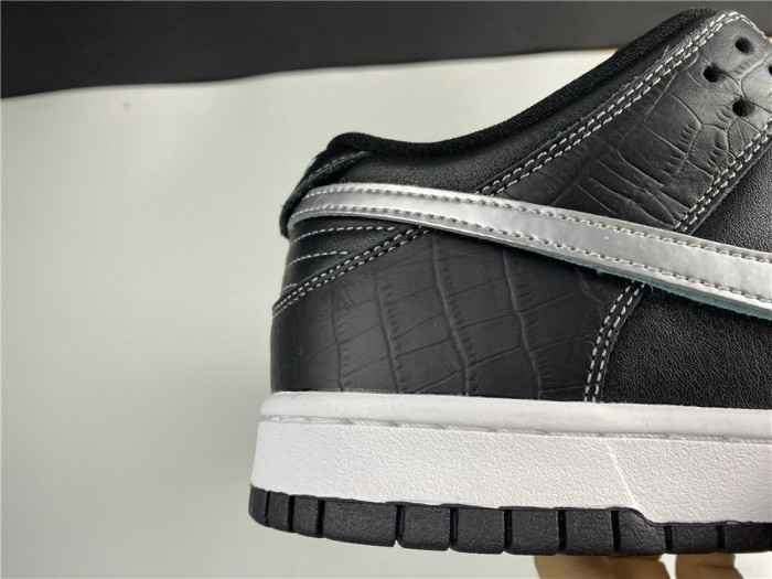 Free shipping from annareps Nike SB Dunk Low Free shipping