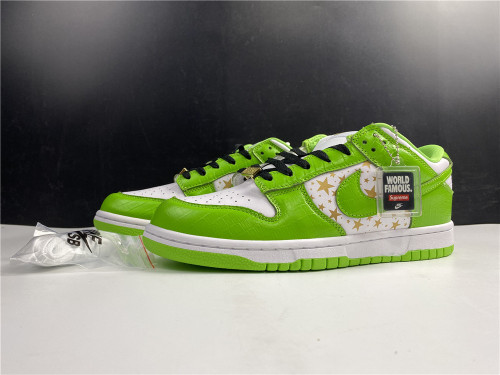 Free shipping from annareps Supreme x Nike SB Dunk Low DH3228-101 Free shipping