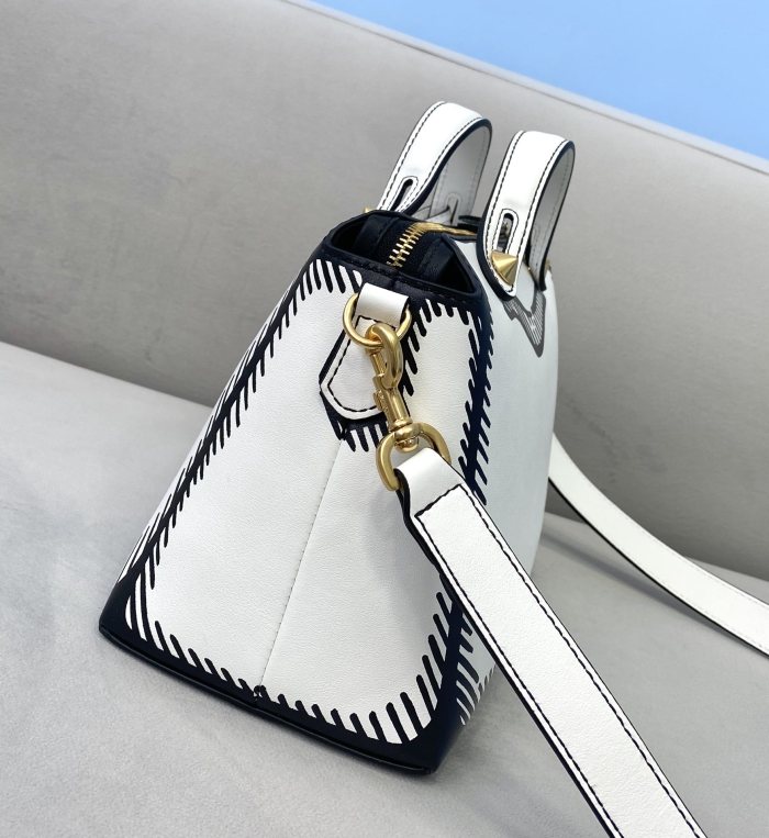 Annareps Great quality F*endi Top Bag 28*14*18cm Free shipping