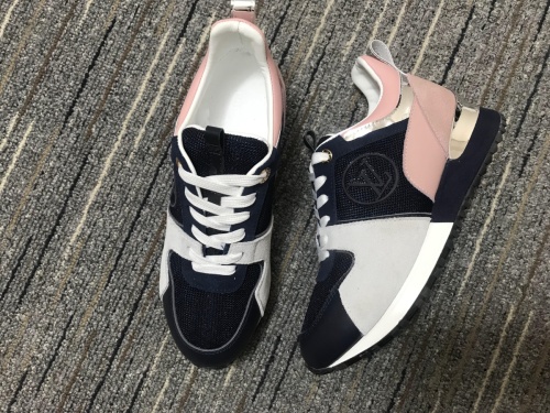 Annareps Great quality Women L*ouis V*uitton Run Away Top Sneaker Free shipping
