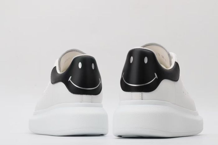 Annareps Great quality A*exander M*queen Sneaker Free shipping