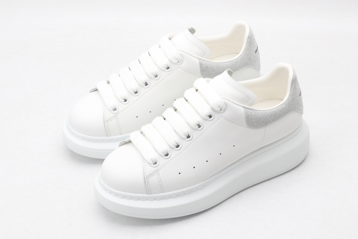 Annareps Great quality A*exander M*queen Sneaker Free shipping