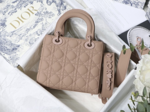 Annareps Great quality D*ior Top Bag 20cm Free shipping