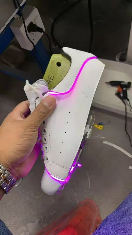 Annareps Great quality A*exander M*queen Sneaker Free shipping