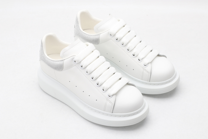 Annareps Great quality A*exander M*queen Sneaker Free shipping