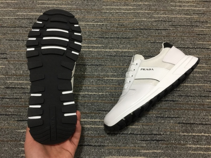 Annareps Great quality Women P*rada Top Sneaker Free shipping