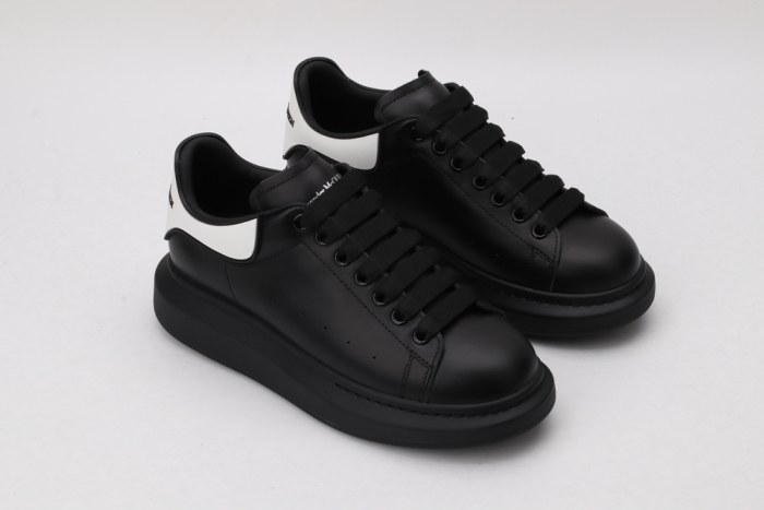 Annareps Great quality A*exander M*queen Sneaker Free shipping