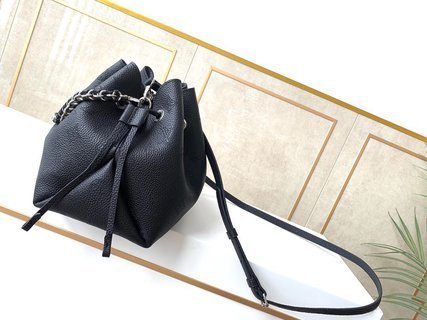 Annareps Great quality L*ouis V*uitton Bag Top Quality 19x22x14cm Free shipping