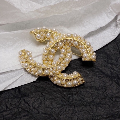 Women Brooch C*hanel ( annareps) Free shipping