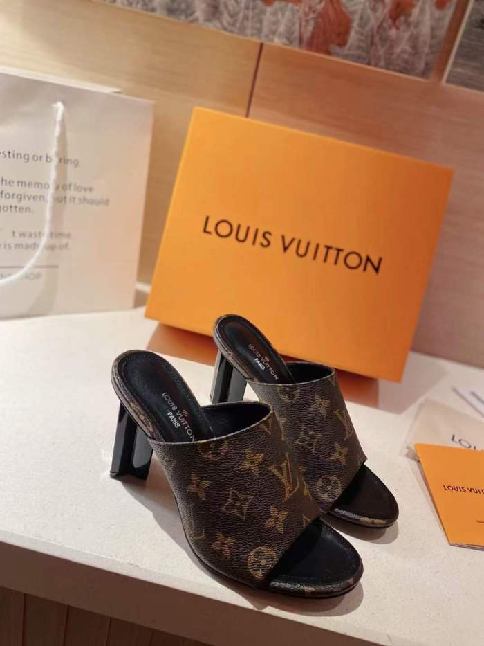 Annareps Great quality Women L*ouis V*uitton Top Slippers Free shipping