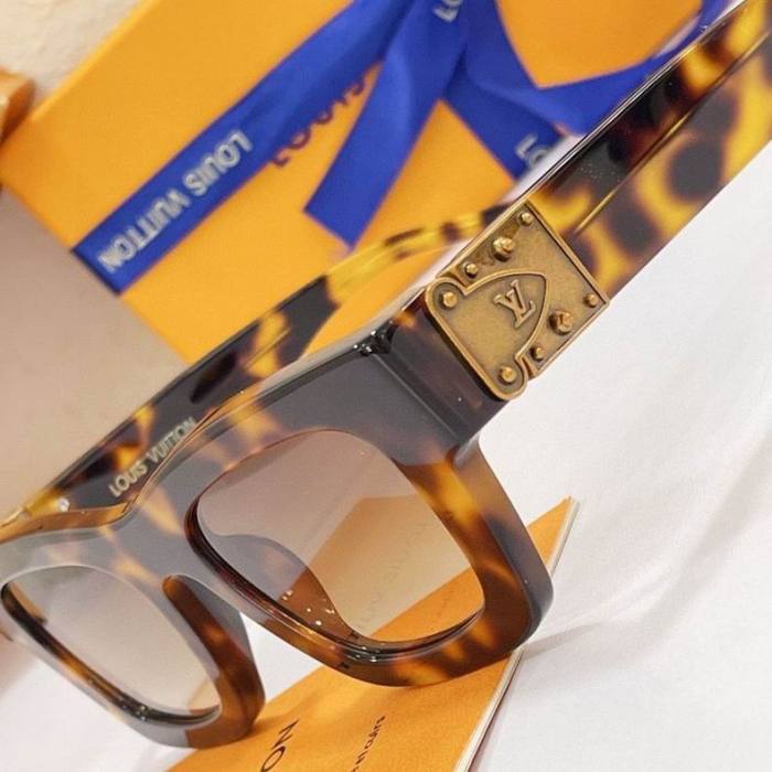 Annareps Great quality Top Quality L*ouis V*uitton Glasses Free shipping
