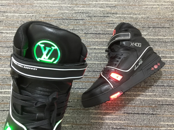Annareps Great quality Men L*ouis V*uitton Rivoli Top Sneaker Free shipping