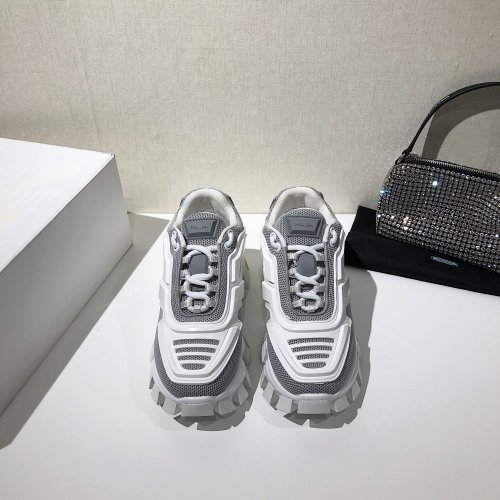 Men P*rada Top Sneaker （ annareps ） Free shipping