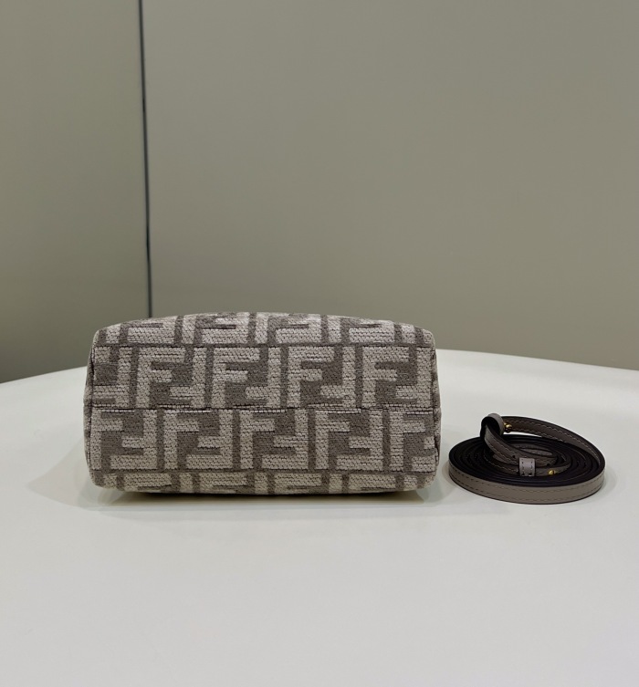 Annareps Great quality F*endi Top Bag 17*8*12CM Free shipping