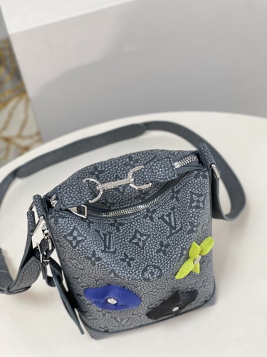 Annareps Great quality L*ouis V*uitton Top Bag 17*24*8.5CM Free shipping
