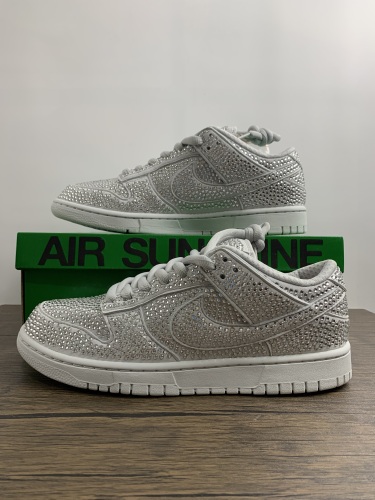 Free shipping from annareps Nike dunk SB Low pro Free shipping