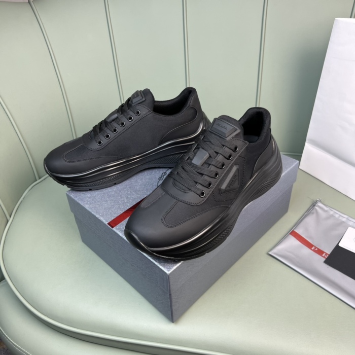 Men P*rada Top Sneaker （ annareps ） Free shipping