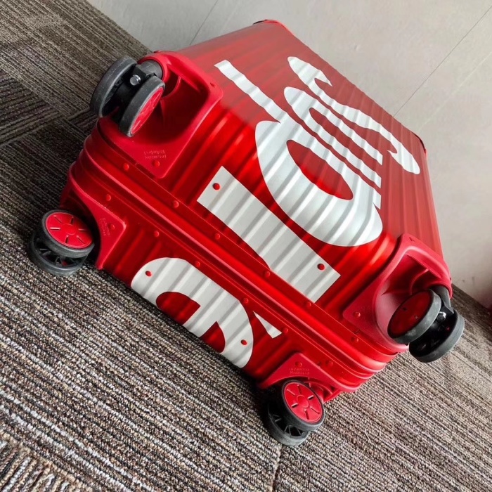 S*upreme Luggage (annareps) Free shipping