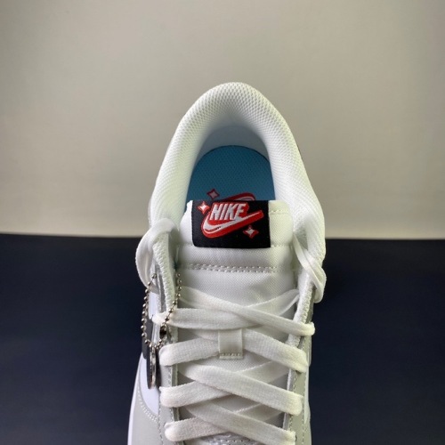 Free shipping from annareps Nike SB Dunk Low DR9654 001 Free shipping
