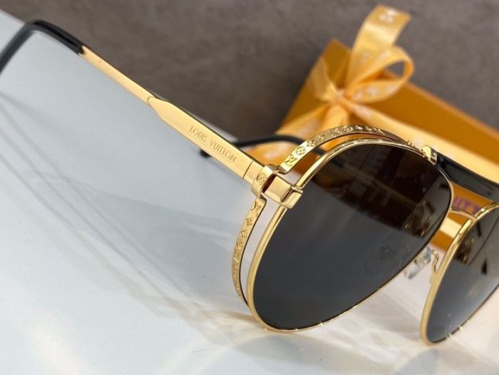 Annareps Great quality Top Quality L*ouis V*uitton Glasses Free shipping