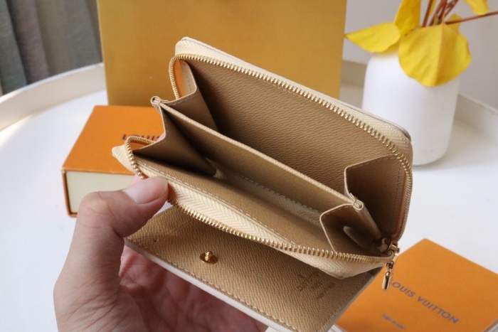 Annareps Great quality L*ouis V*uitton Bag Top Quality 11.5*8.5*2.2CM Free shipping