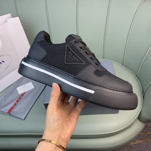 Men P*rada Top Sneaker （ annareps ） Free shipping
