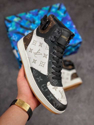 Annareps Great quality Men L*ouis V*uitton Top Sneaker Free shipping