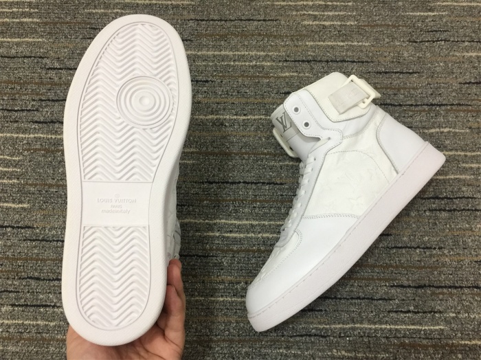 Annareps Great quality Men L*ouis V*uitton Top Sneakers Free shipping