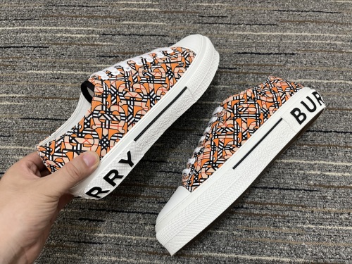 Annareps Great quality Men Women B*rberry Sneaker Free shipping
