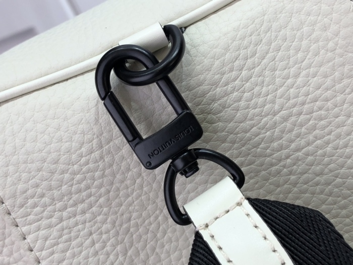 Annareps Great quality L*ouis V*uitton Top Bag 14*19.5*5cm Free shipping