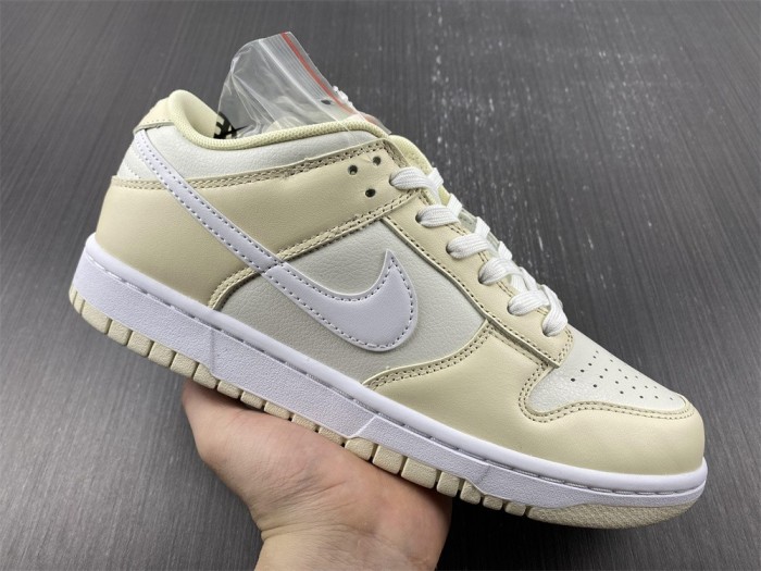 Free shipping from annareps SB Dunk Low DJ6188-100 Free shipping