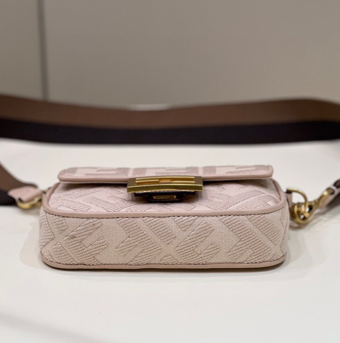 Annareps Great quality F*endi Bag Top Quality 19*11.5*4CM Free shipping