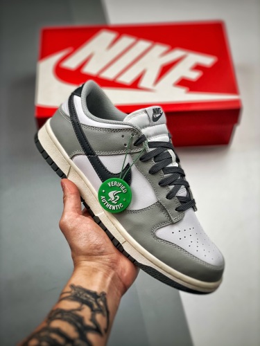 Nike SB Dunk low (annareps ) Free shipping