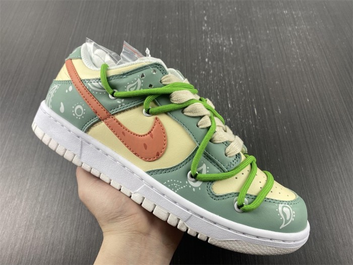 Free shipping from annareps Dunk Low DH9765-100 Free shipping