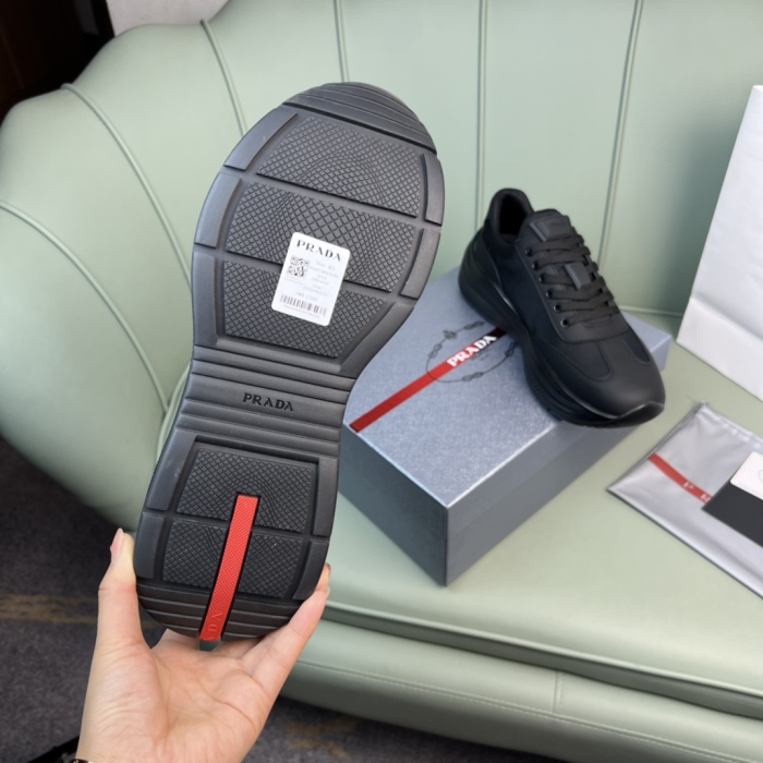 Men P*rada Top Sneaker （ annareps ） Free shipping