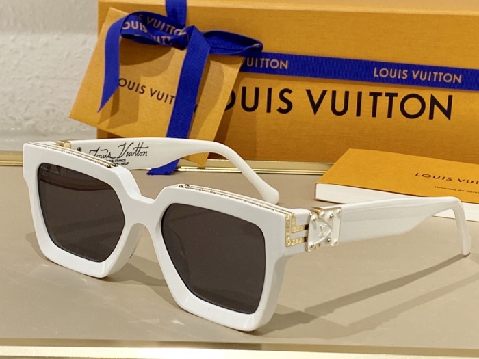 Annareps Great quality L*ouis V*uitton Glasses Top Free shipping